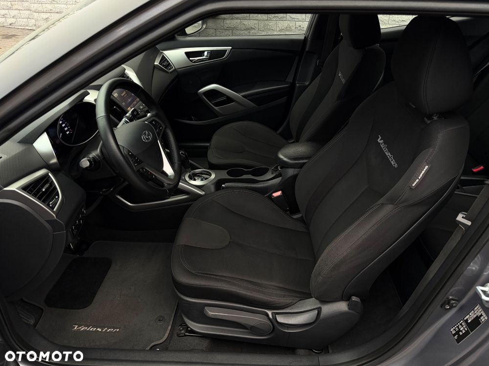 Hyundai Veloster 1.6 DCT Style - 16