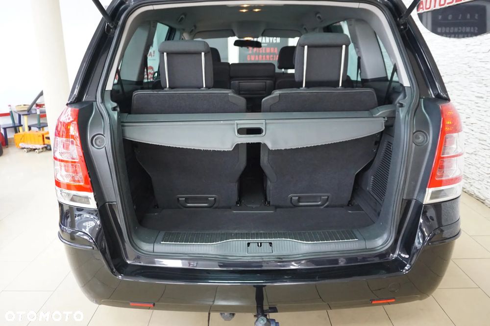 Opel Zafira 1.6 Enjoy - 15