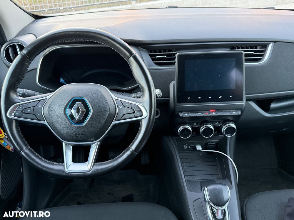 Renault ZOE - 10