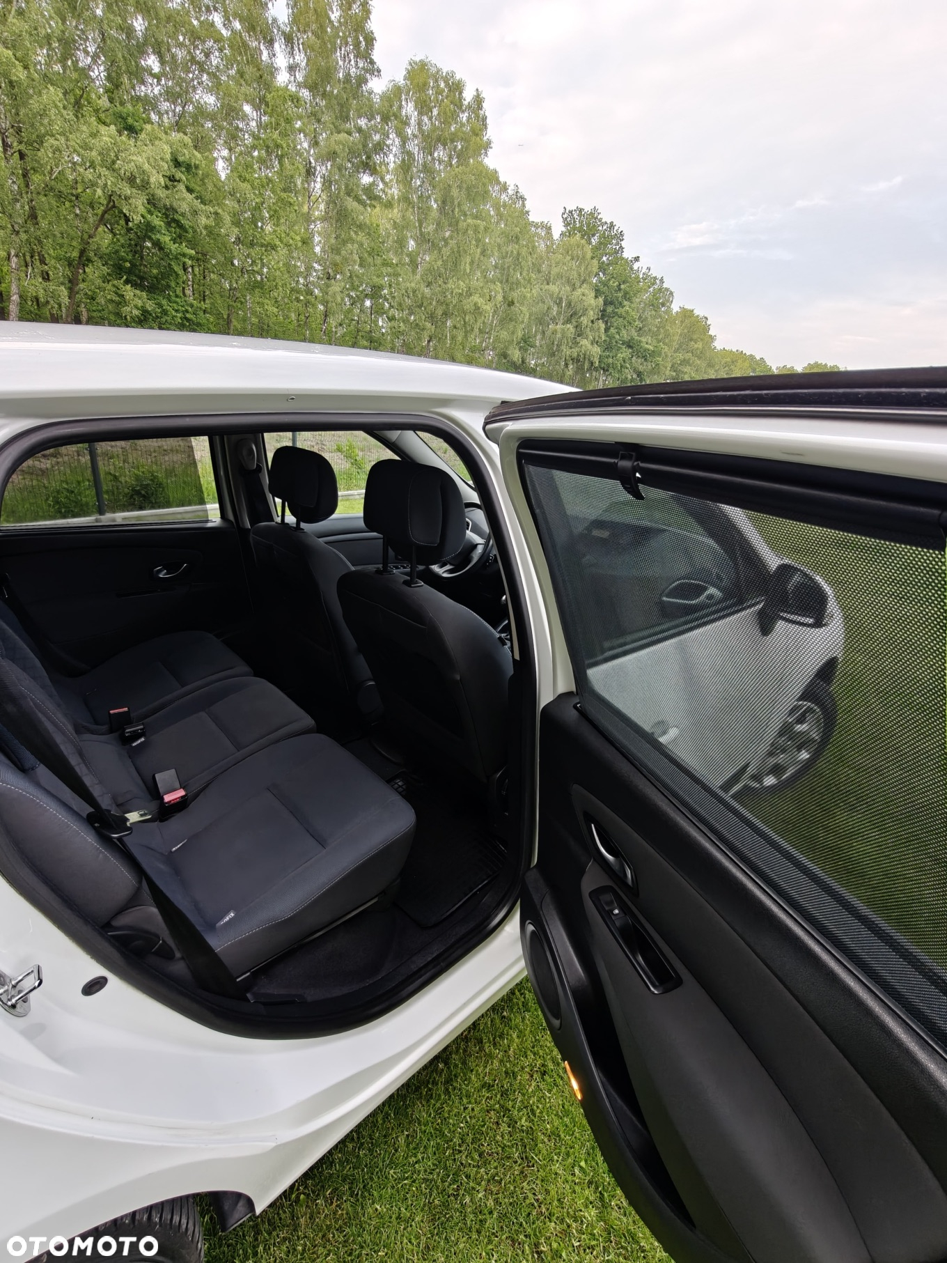 Renault Scenic 1.6 16V 110 Authentique - 14