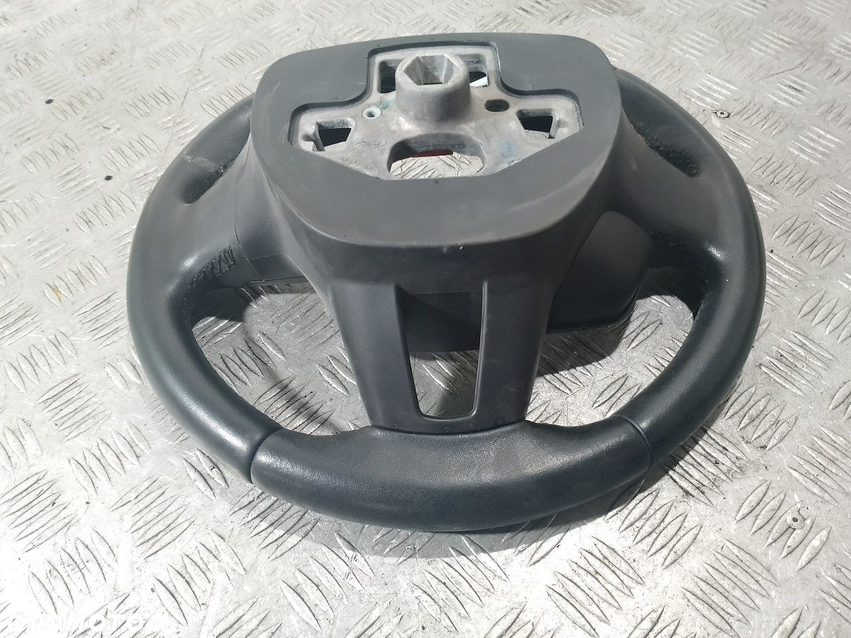 KIEROWNICA MULTIFUNKCYJNA FORD FOCUS III - 4