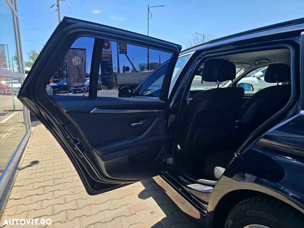 BMW Seria 5 520d - 14