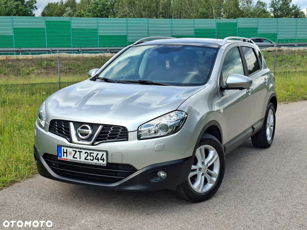 Nissan Qashqai - 2