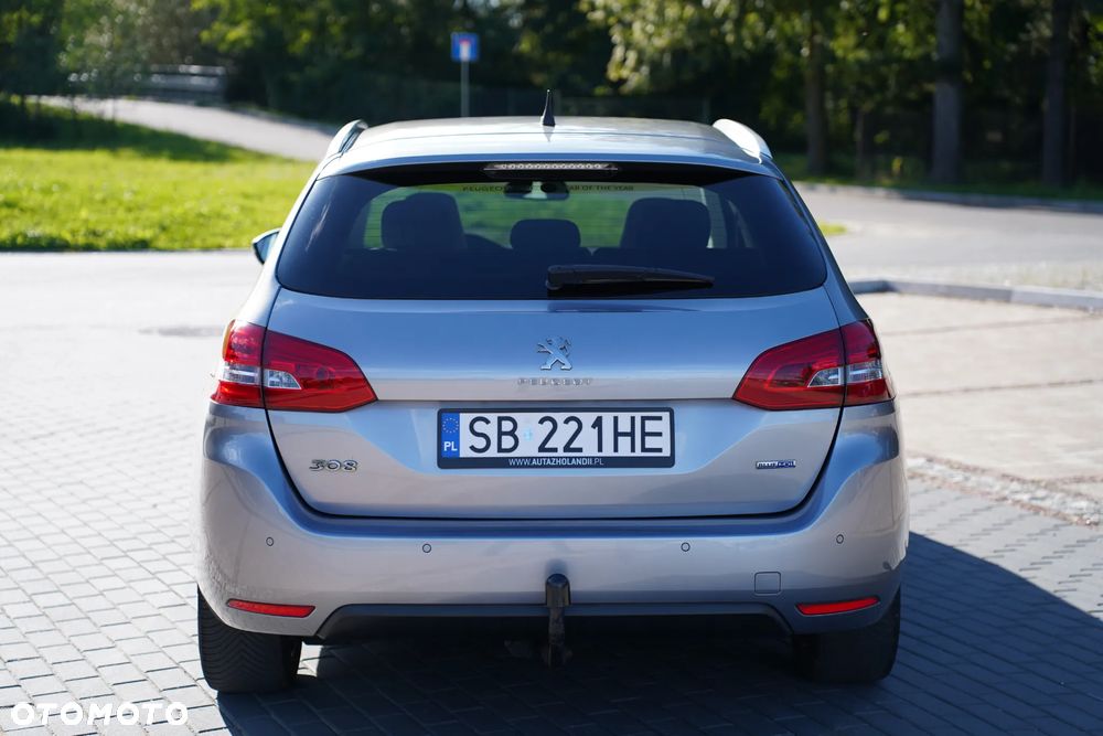 Peugeot 308 SW BlueHDi 150 EAT6 Stop & Start Allure - 12