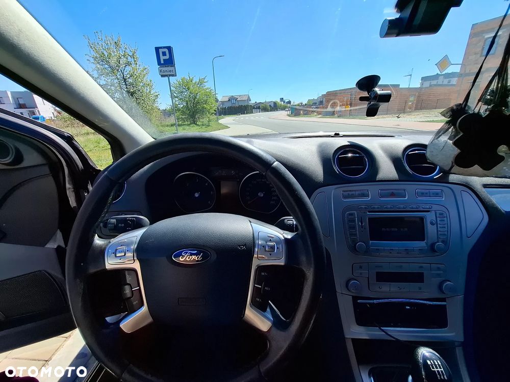 Ford Mondeo - 10