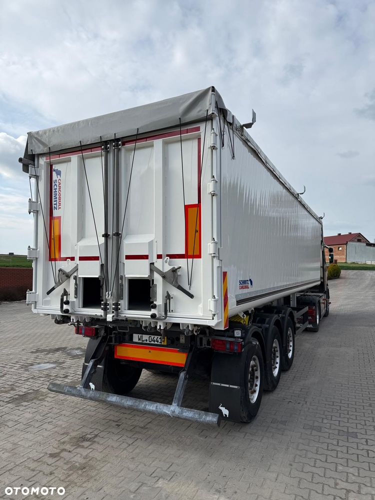 Schmitz Cargobull - 3