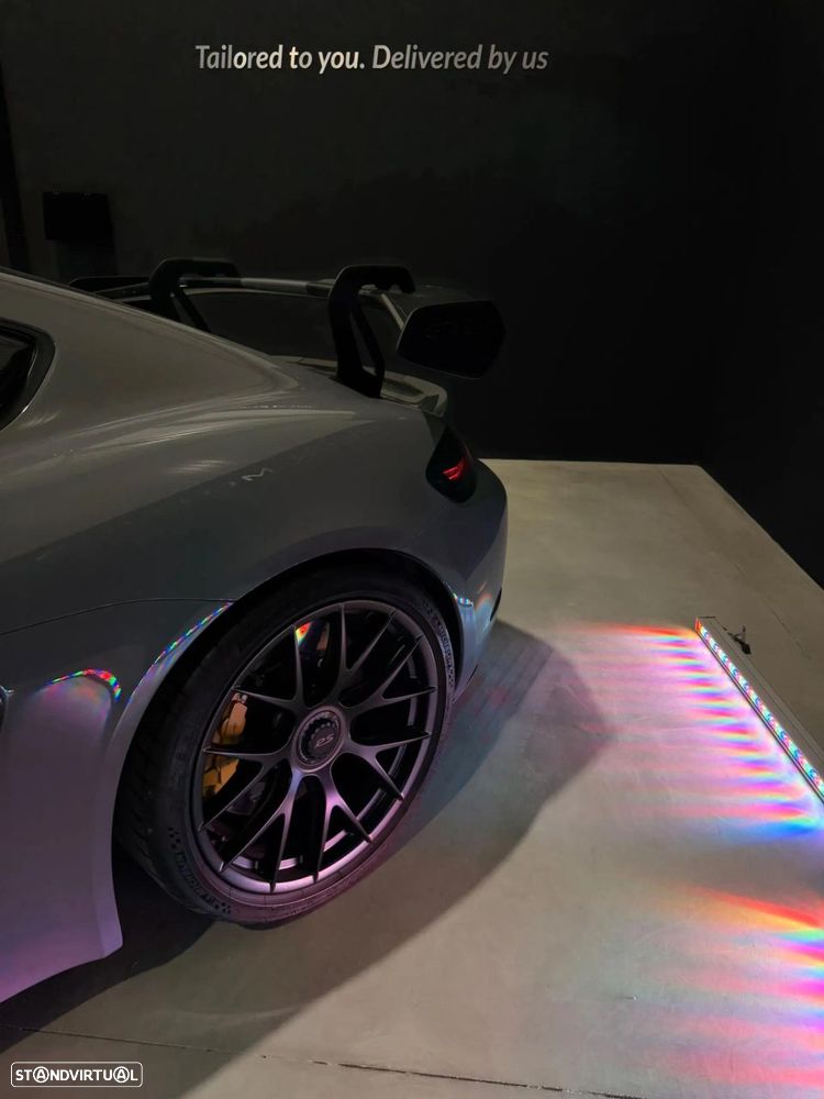 Porsche 718 Cayman - 40