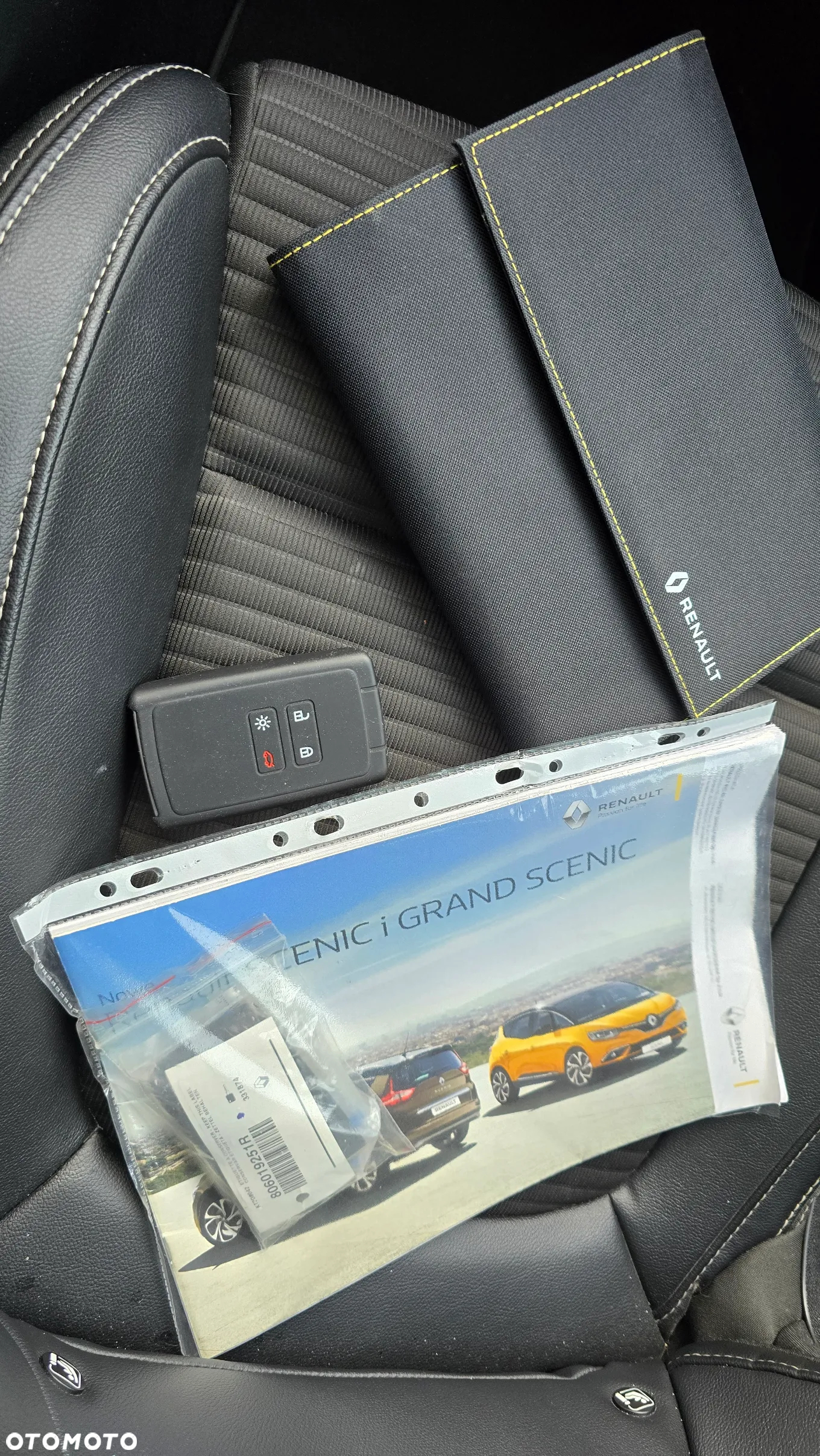 Renault Scenic 1.6 dCi Bose EDC - 9