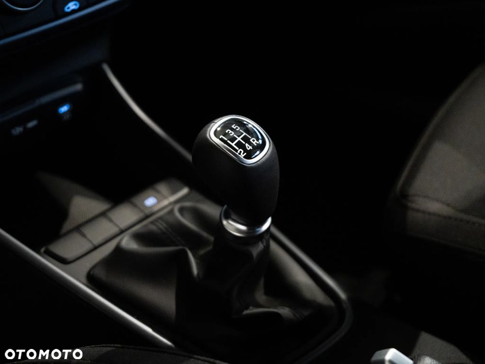 Hyundai Bayon 1.2 MPI Modern - 29