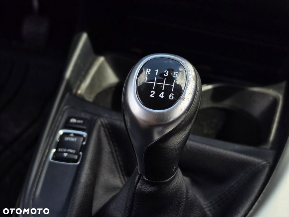 BMW Seria 1 - 25