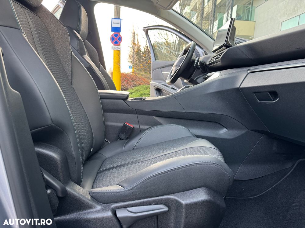 Peugeot 3008 Plug-In Hybrid 225 e-EAT8 Allure Pack - 22