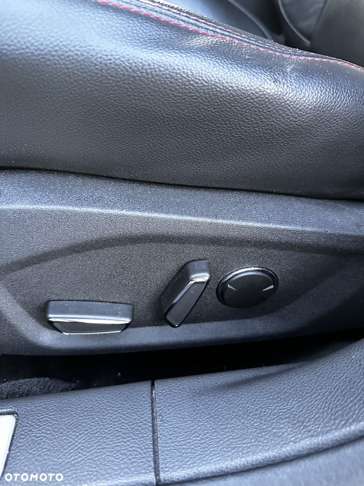 Ford Mondeo - 26