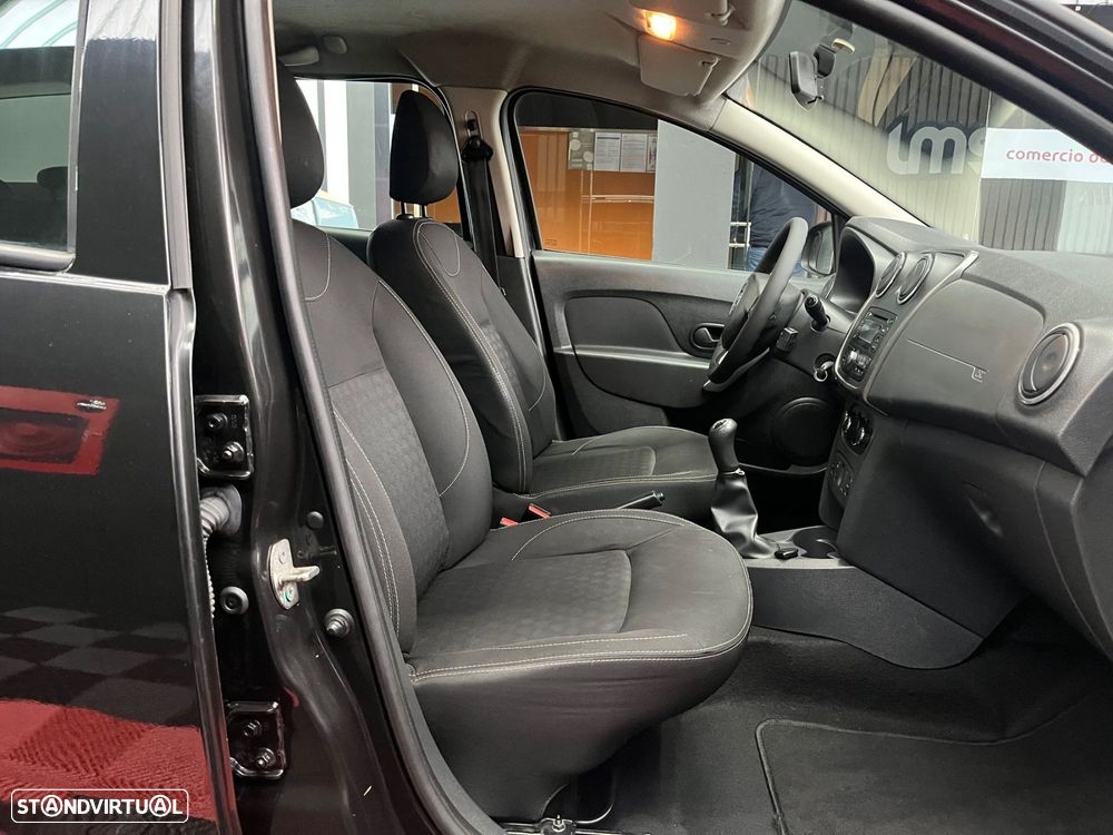 Dacia Logan 1.5 dCi Confort - 10