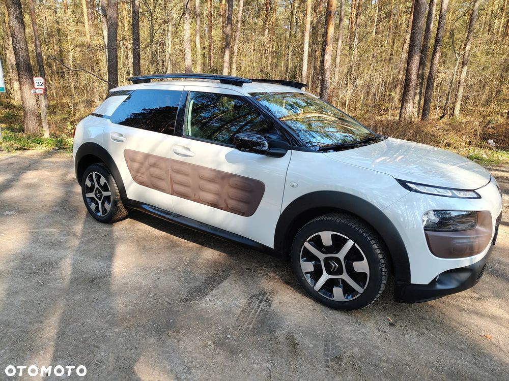 Citroën C4 Cactus 1.2 PureTech Shine S&S - 3
