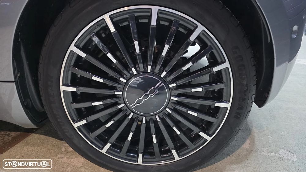 Fiat 500e La Prima - 25