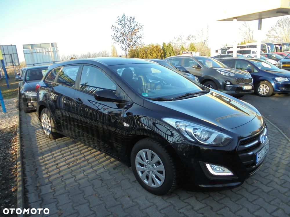 Hyundai i30 i30cw 1.6 CRDi Trend - 1