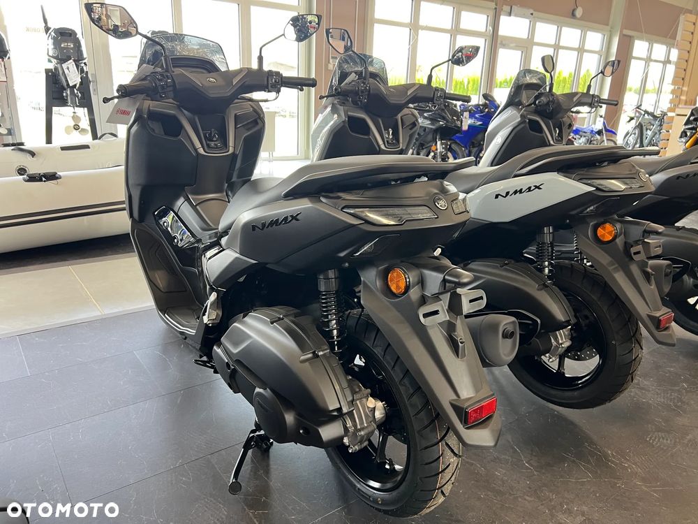 Yamaha NMAX - 27