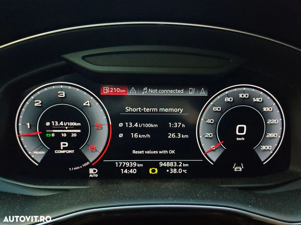 Audi Q8 - 27