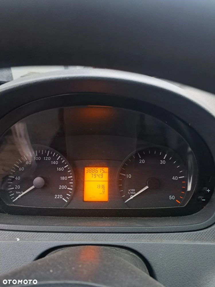 Mercedes-Benz VITO - 6