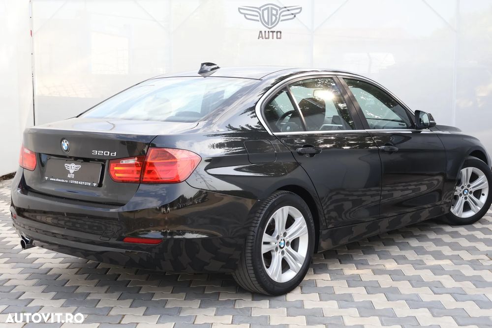 BMW Seria 3 320d Efficient Dynamic Edition Aut. - 23