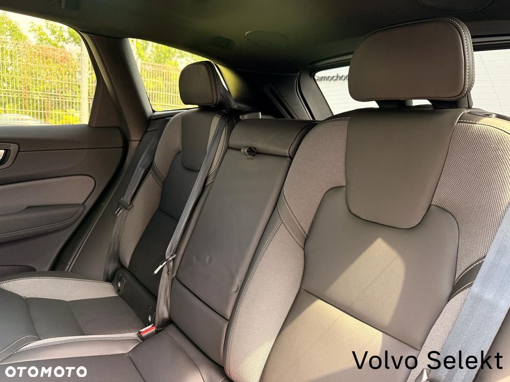 Volvo XC 60 - 33