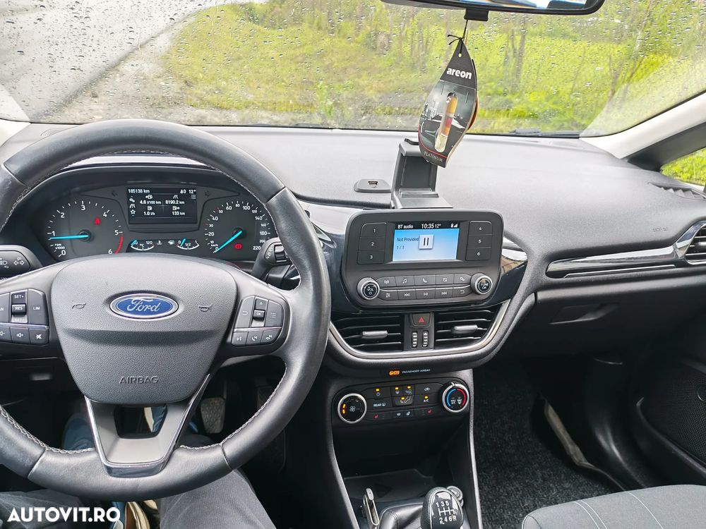 Ford Fiesta - 2