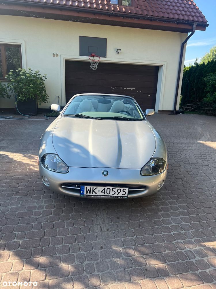 Jaguar XK8 4.0 - 1