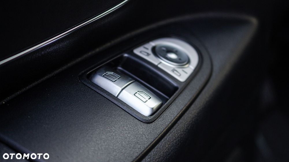 Mercedes-Benz Vito Tourer L2 Pro 4x4 9G-Tronic 447.703 - 16