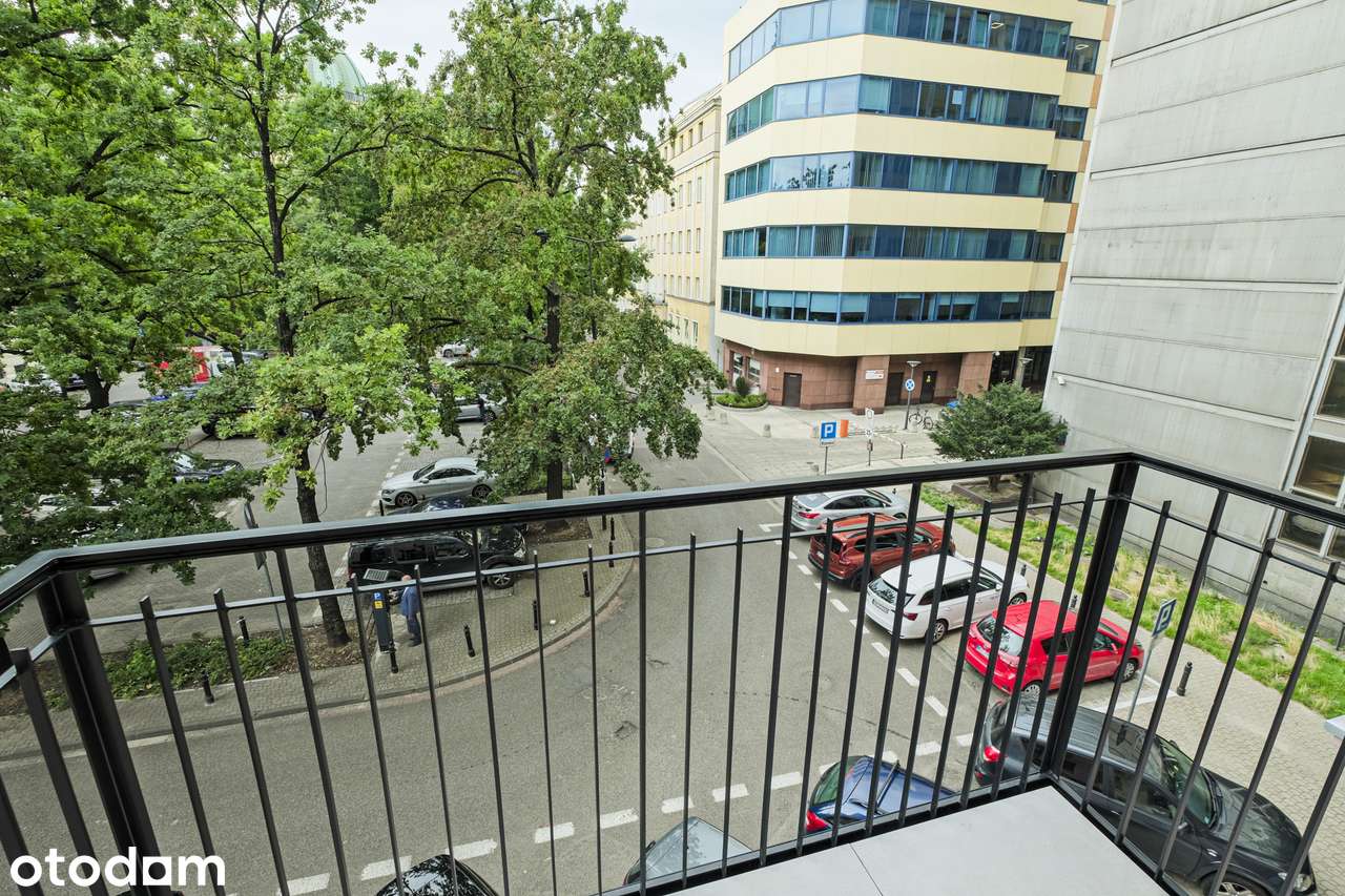 Rabaty| Studio | Bez mebli| Kamienica | Centrum| 0% prowizji| 6 msc