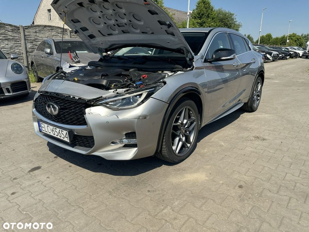 Infiniti Q30 1.6t Sport Tech 7DCT - 2