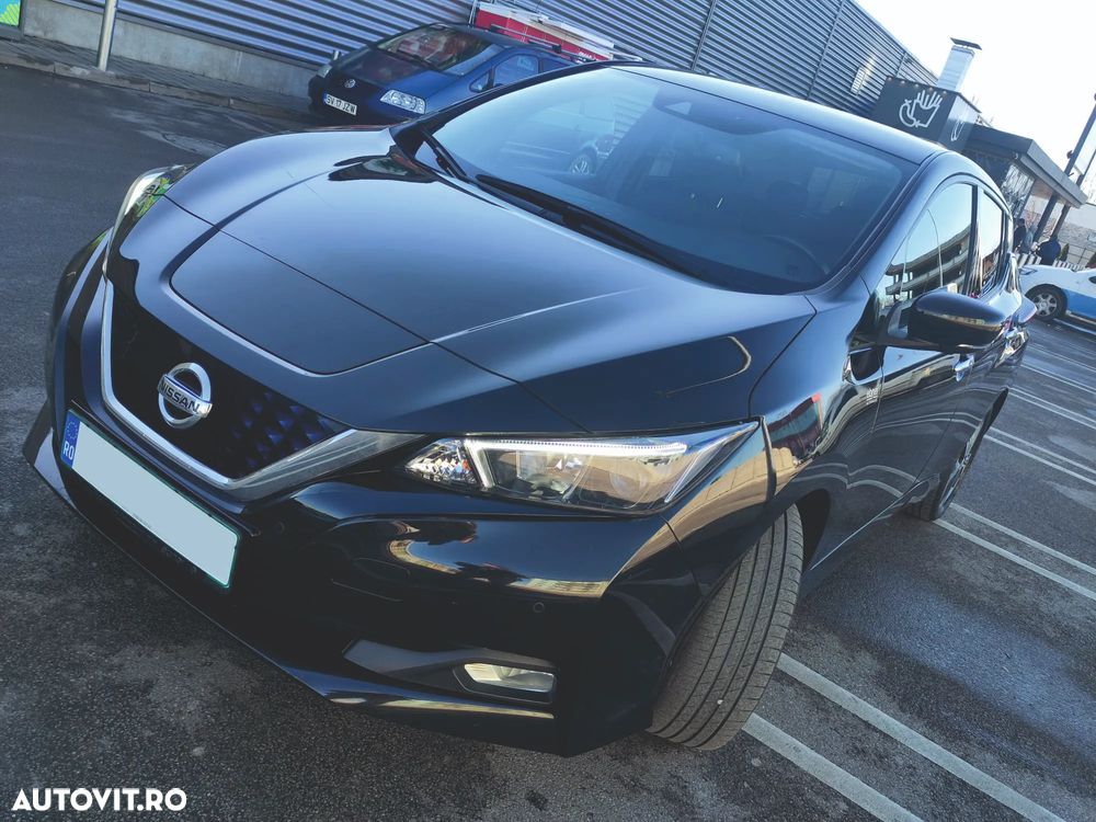 Nissan LEAF 40 kWh N-Connecta - 1