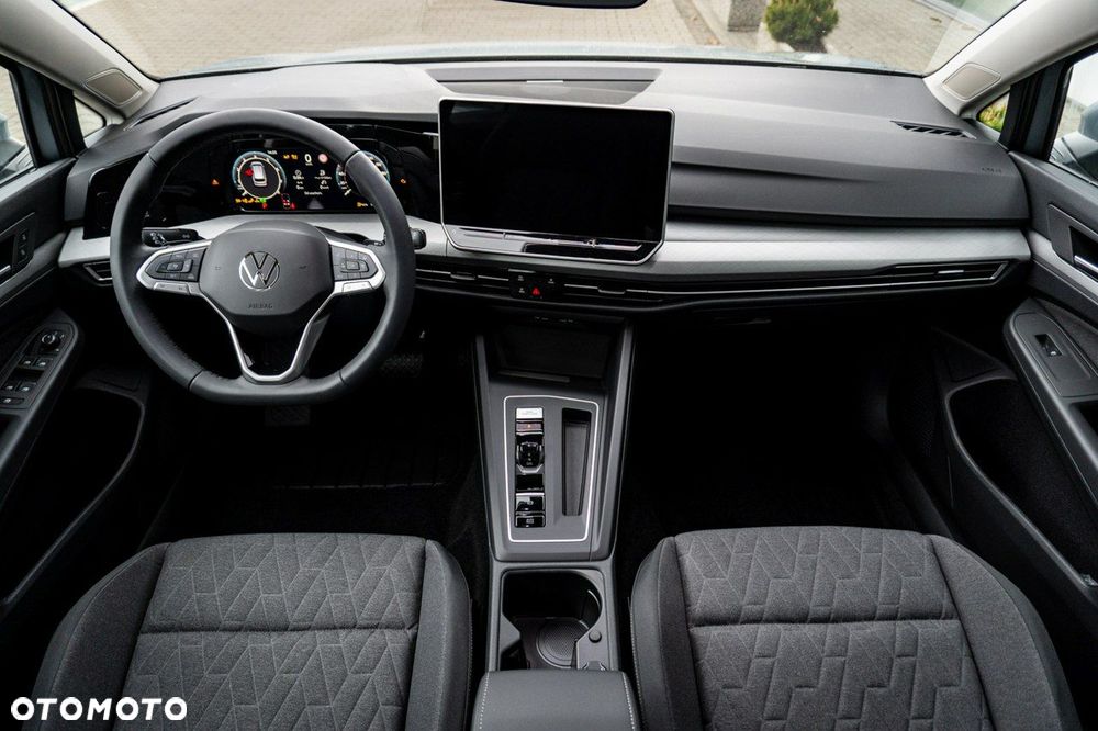 Volkswagen Golf - 20