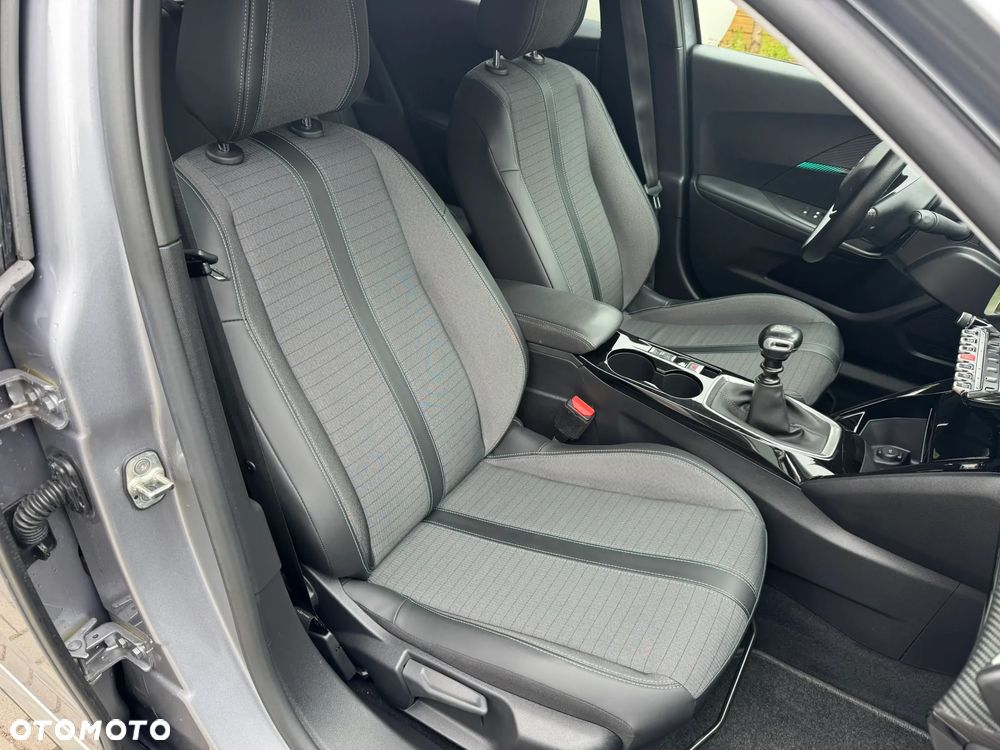 Peugeot 2008 1.2 PureTech Allure Pack S&S - 23