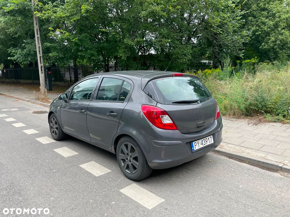 Opel Corsa 1.2 16V Enjoy - 4