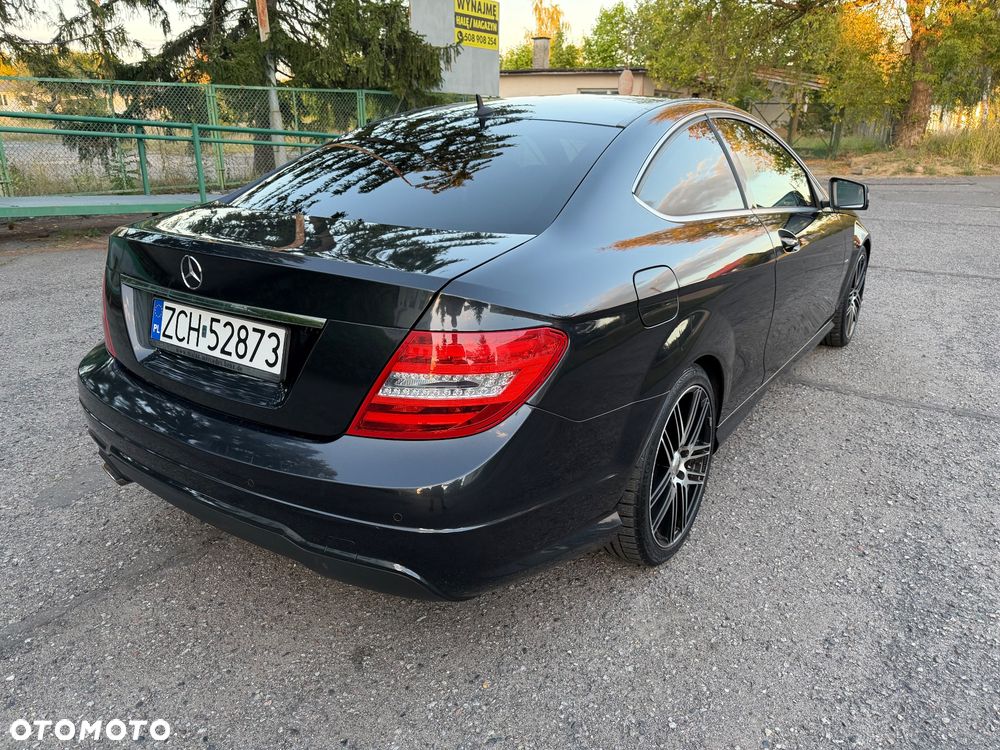 Mercedes-Benz Klasa C 180 BlueEFFICIENCY 7G-TRONIC - 8
