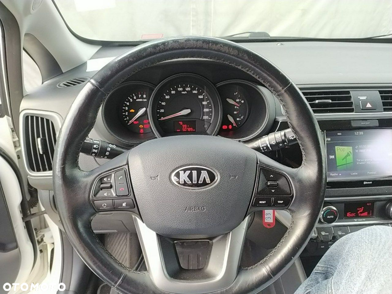 Kia Rio - 7