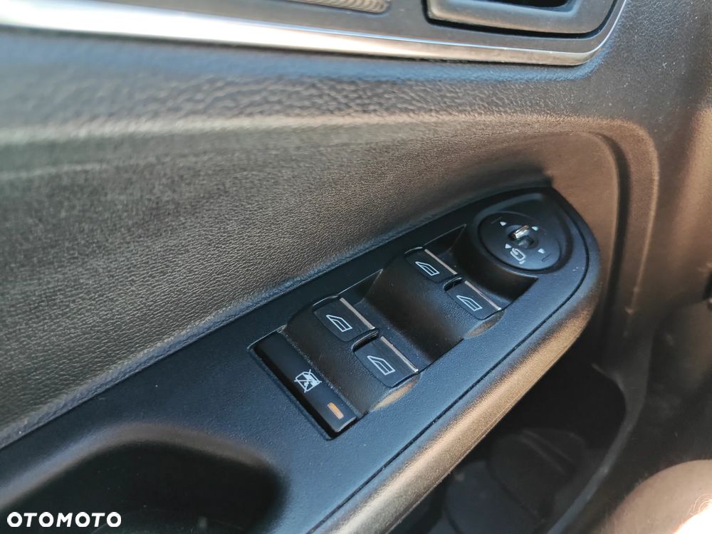 Ford B-MAX 1.0 EcoBoost Ambiente - 23