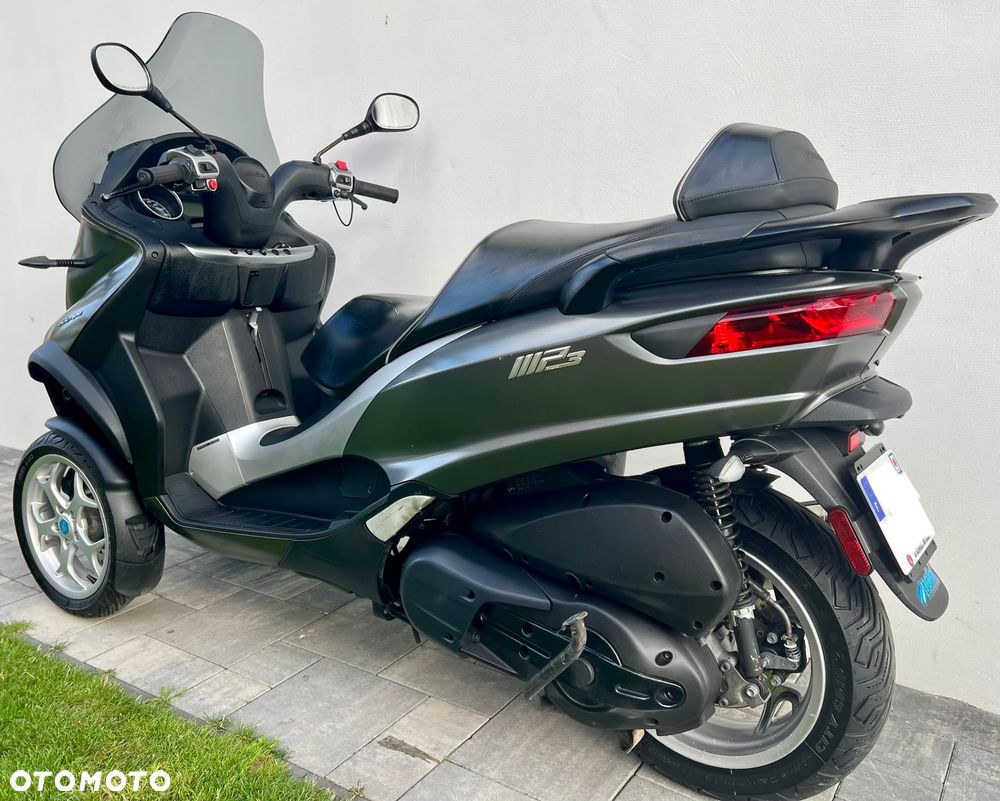 Piaggio MP-3 - 3