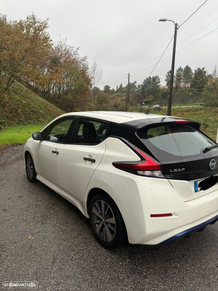 Nissan Leaf 40 kWh ACENTA - 4