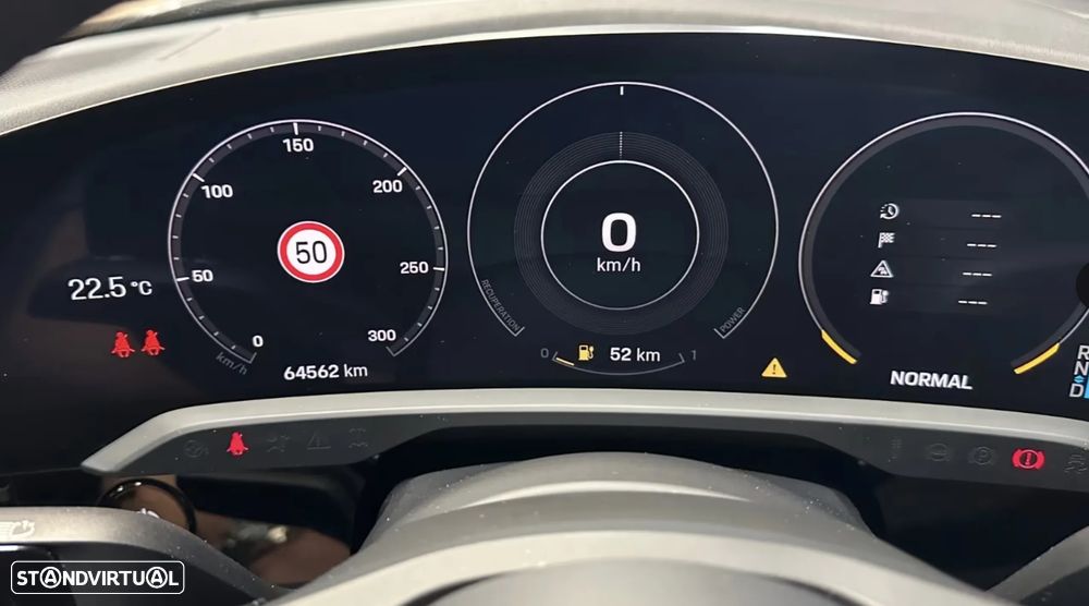 Porsche Taycan 4S - 17