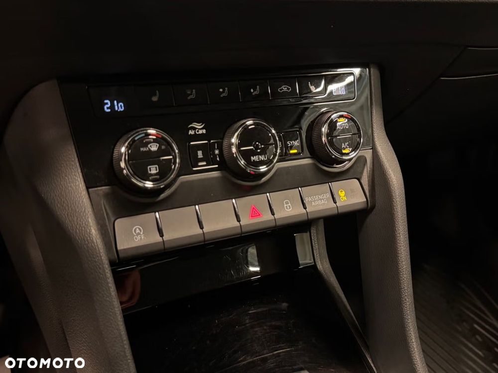 Skoda Karoq 2.0 TDI SCR 4x4 DSG Style - 17