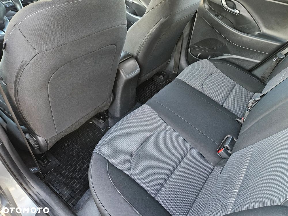 Hyundai i30 1.5 DPI Modern - 20
