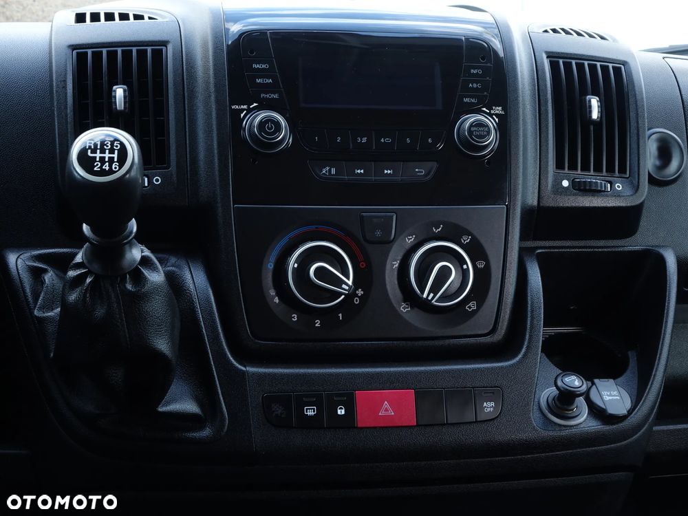 Peugeot Boxer - 21
