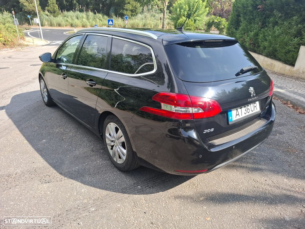Peugeot 308 SW - 7