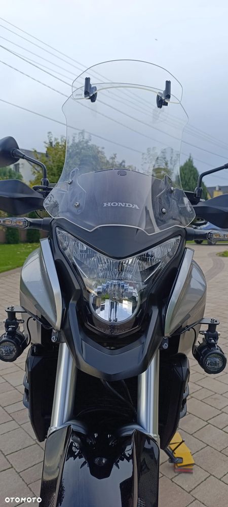 Honda VFR - 18