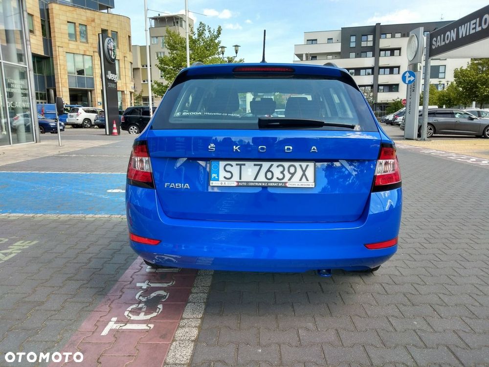 Skoda Fabia - 8