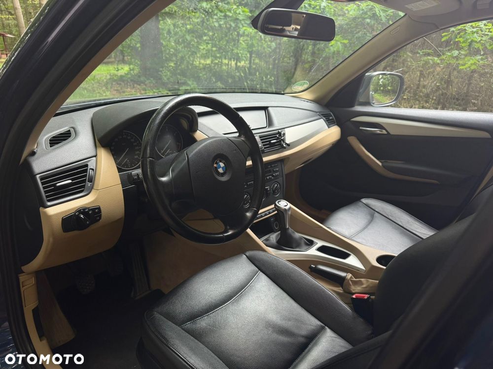 BMW X1 xDrive18d - 9