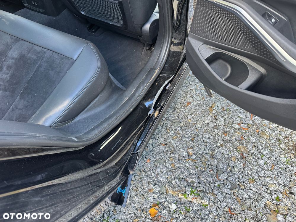 BMW Seria 3 320d xDrive M Sport - 9