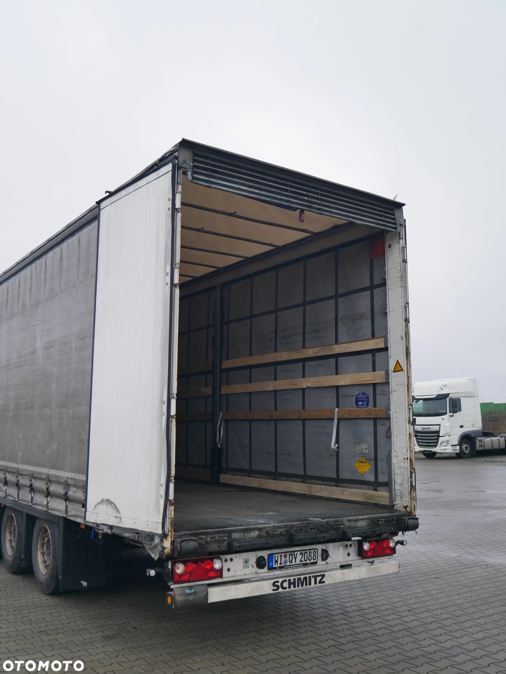 Schmitz Cargobull Mega / TIP 640235 - 9