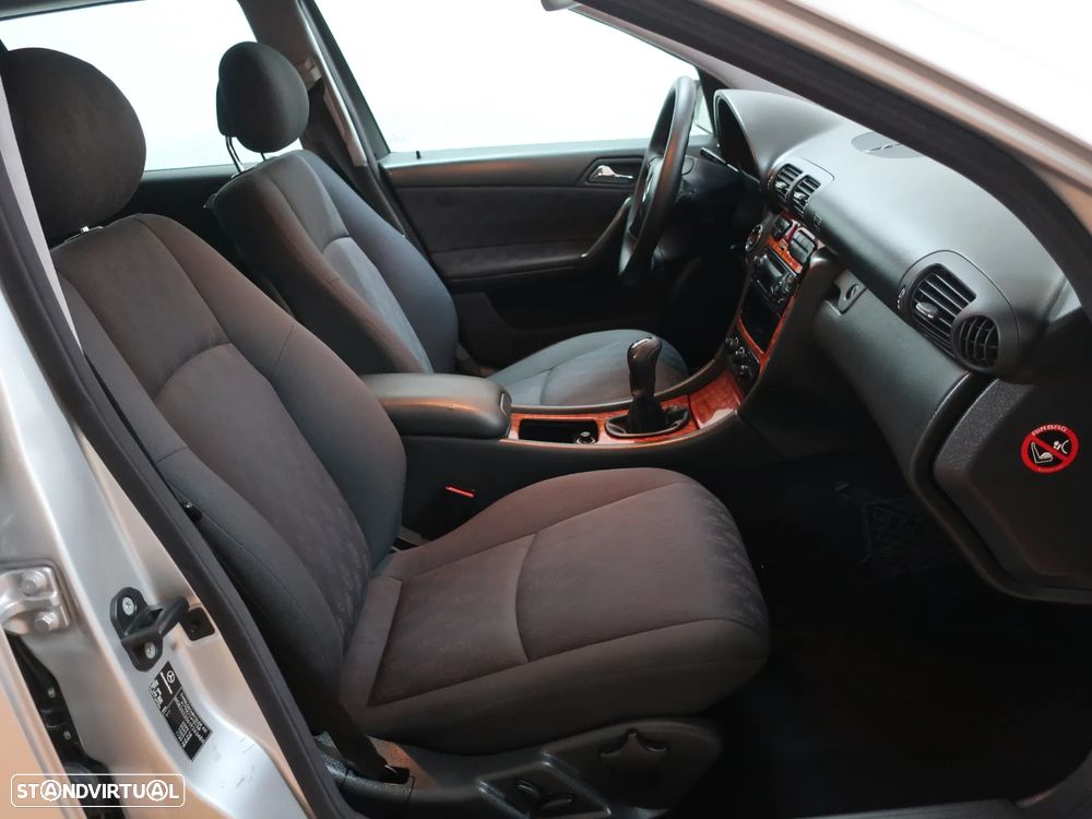Mercedes-Benz C 220 CDi Classic - 22